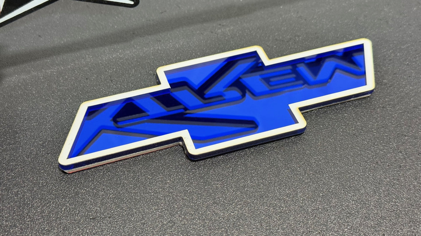 1998 - 2004 Chevrolet S10 2ND GEN Front Bowtie Emblem V 2.0 Mirror Blue & White