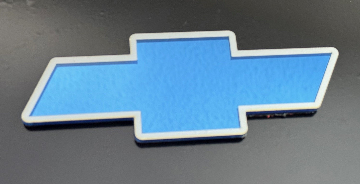 1998 - 2004 Chevrolet S10 2ND GEN Front Bowtie Emblem V 2.0 Mirror LT Blue & Silver