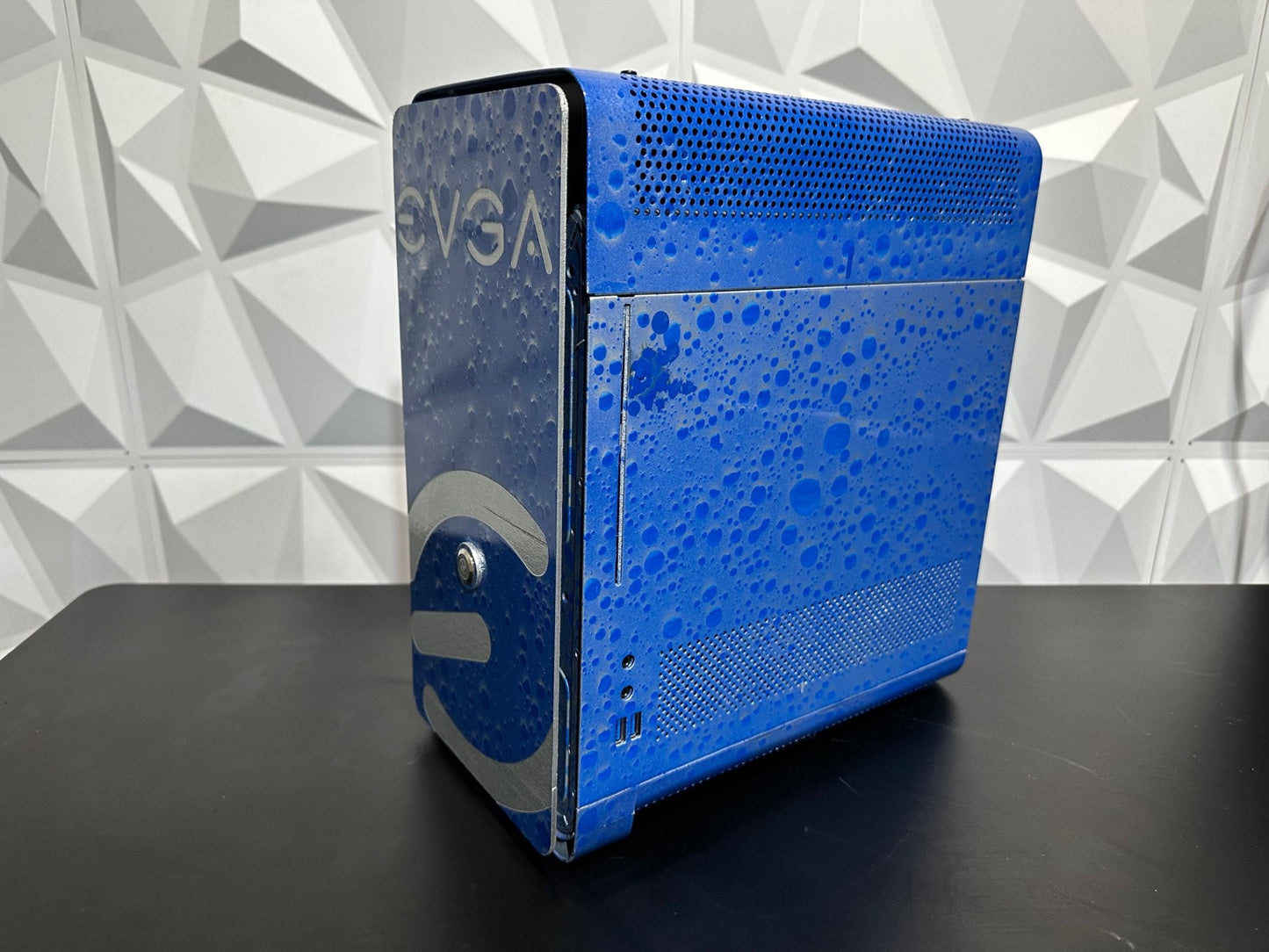 Intel core i5 ARC A770 Project Wet Modified Gaming Computer