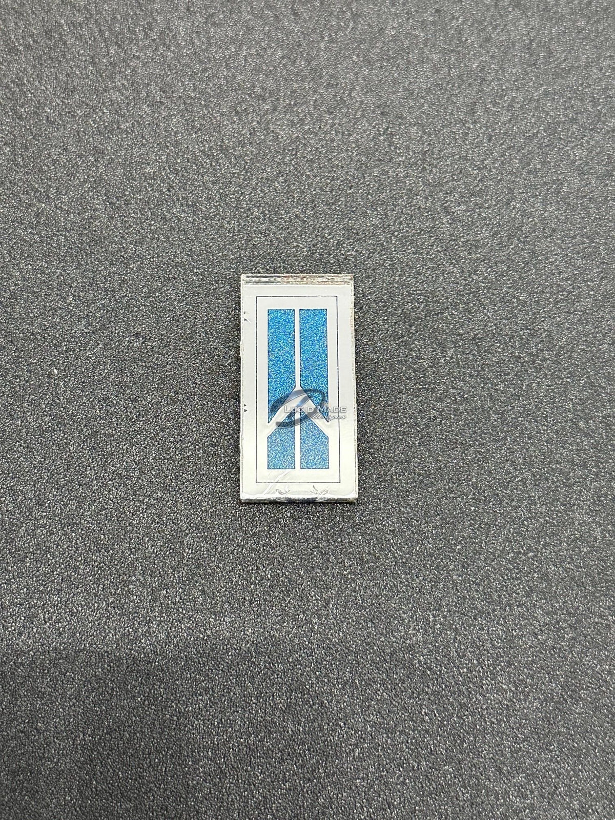 1984 - 88 Oldsmobile Cutlass 442 Rear Tail Light Lens Rocket Emblem Blue Metallic and Chrome