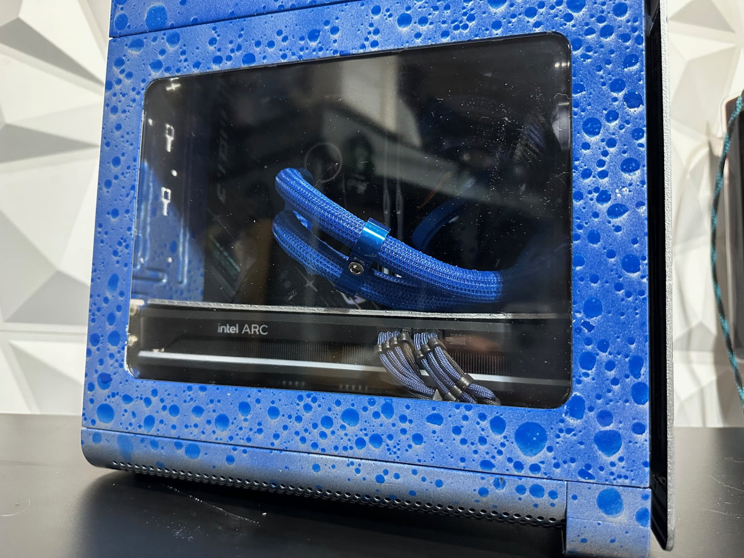 Intel core i5 ARC A770 Project Wet Modified Gaming Computer